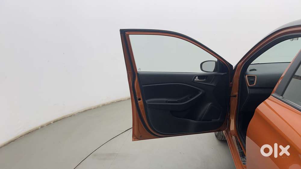 Hyundai Elite I20 Sportz Plus Dual Tone, 2019, Petrol