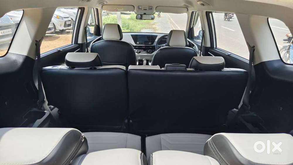 Kia Carens 1.5 Prestige 7 Str, 2023, Petrol