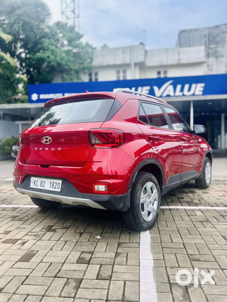 Hyundai Venue S 1.2 Petrol, 2021, Petrol