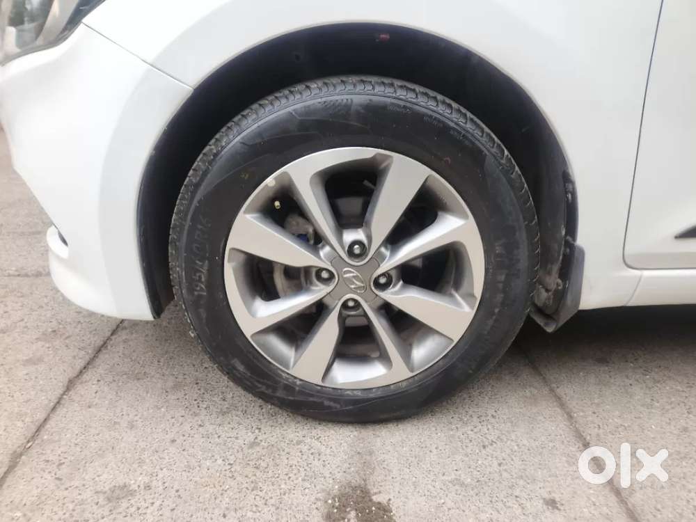 Hyundai Elite I20 Sportz (o) 1.2, 2015, Petrol