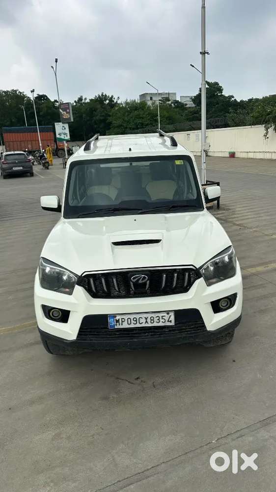Mahindra Scorpio S5