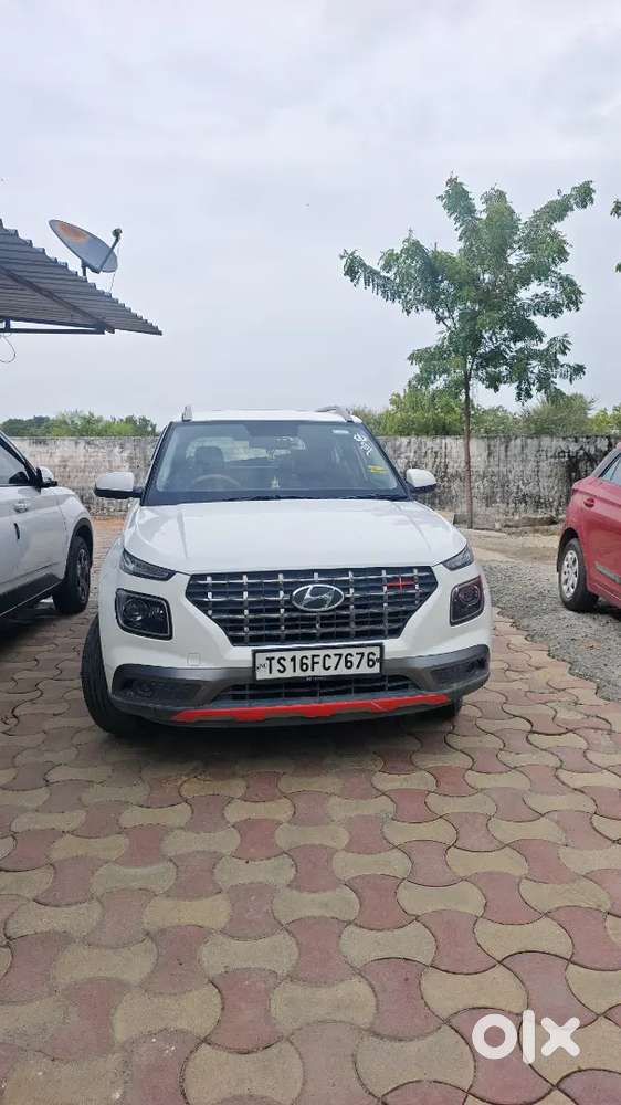 Hyundai Venue Crdi 2021 Well Maintained Just Come And Check