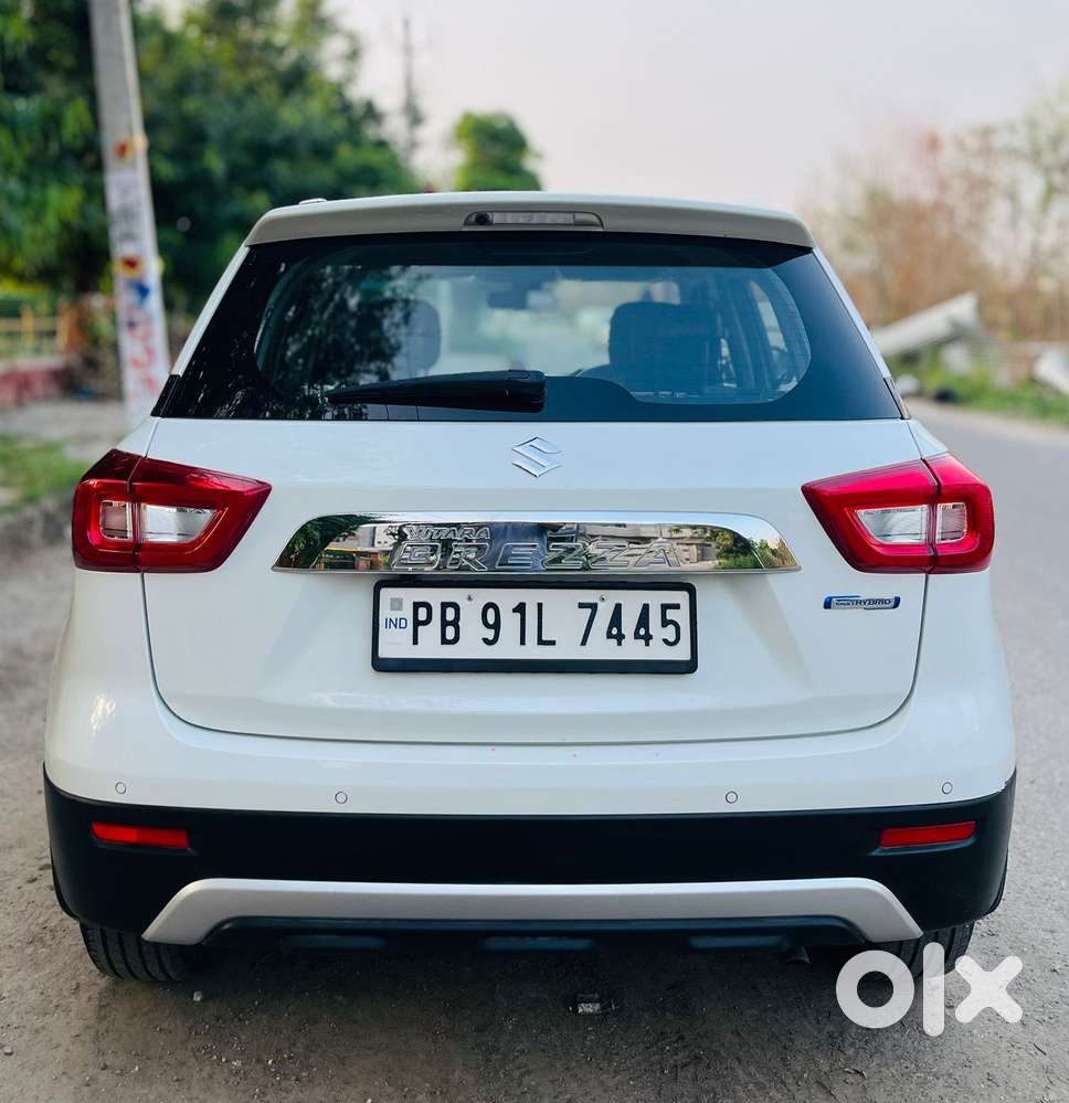 Maruti Suzuki Brezza 1.5 Zxi At Smart Hybrid, 2021, Petrol
