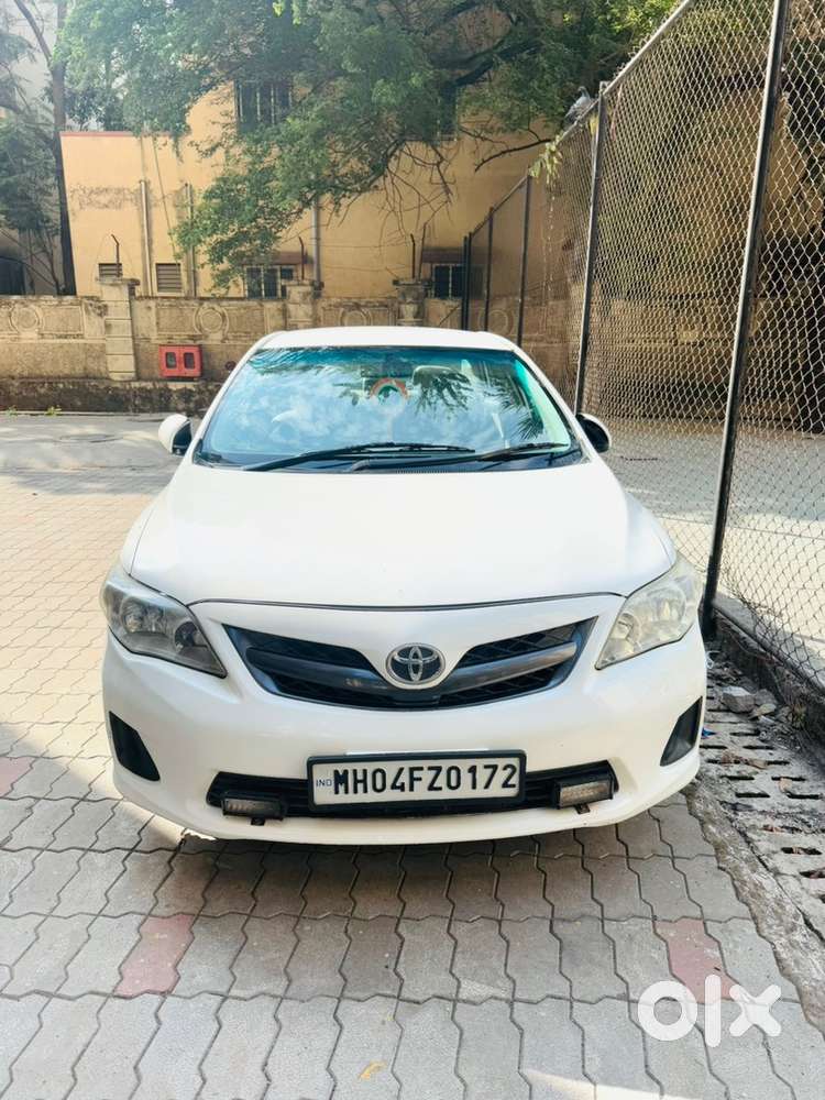 Toyota Corolla Altis 2012