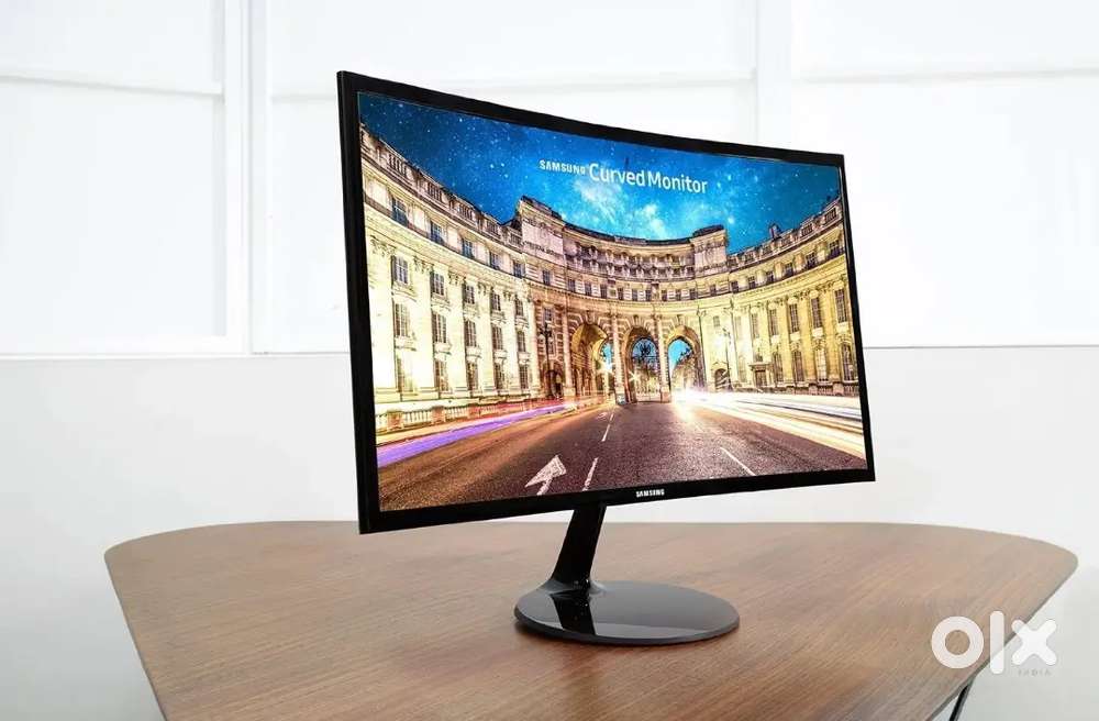 Samsung 24 Inch Curved Full HD 1080p Monitor | PC Gaming Office