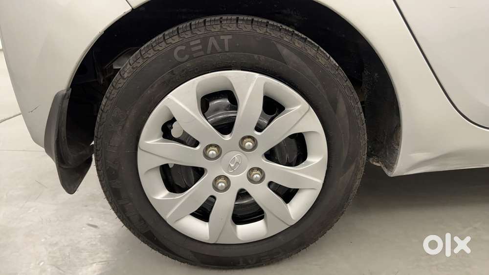 Hyundai Eon Magna +, 2017, Petrol