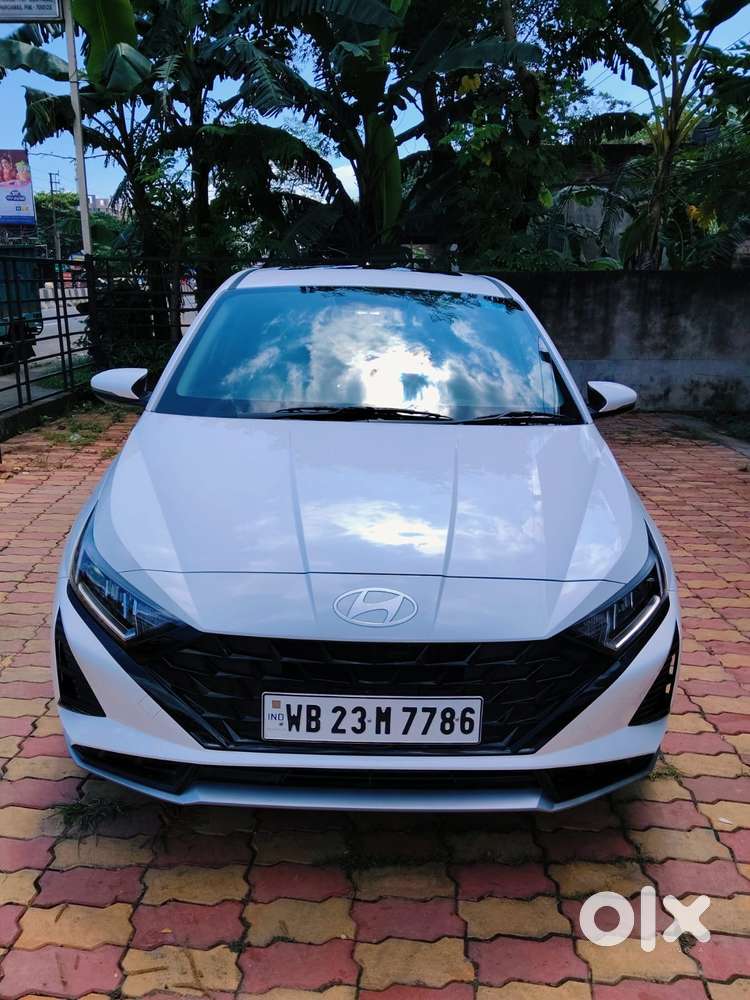 Hyundai I20 Asta (o) 1.2 Mt, 2025, Petrol