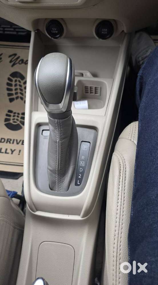 Maruti Suzuki Ertiga Vxi At Petrol, 2022, Petrol