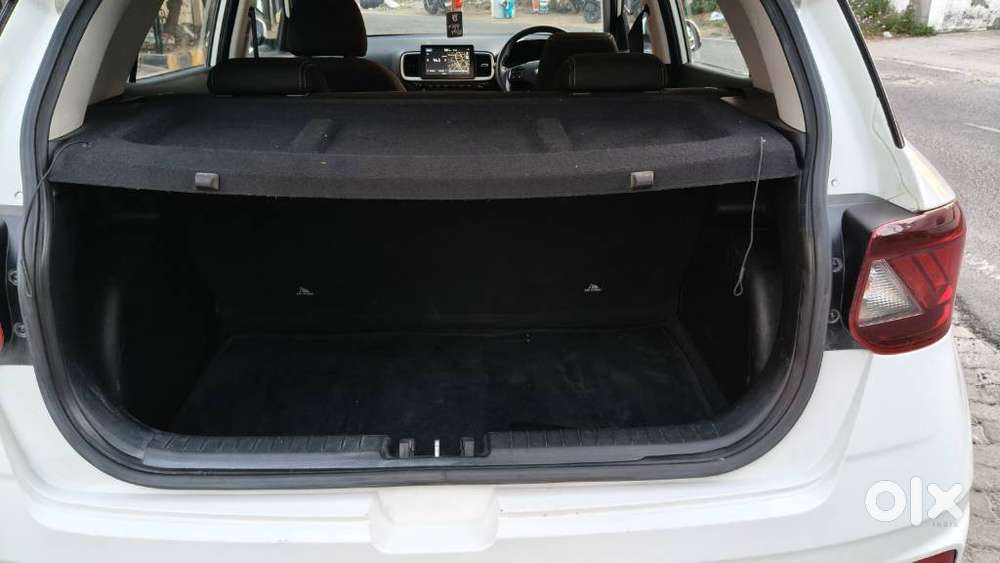 Hyundai Venue Sx Plus Turbo Dct, 2020, Petrol