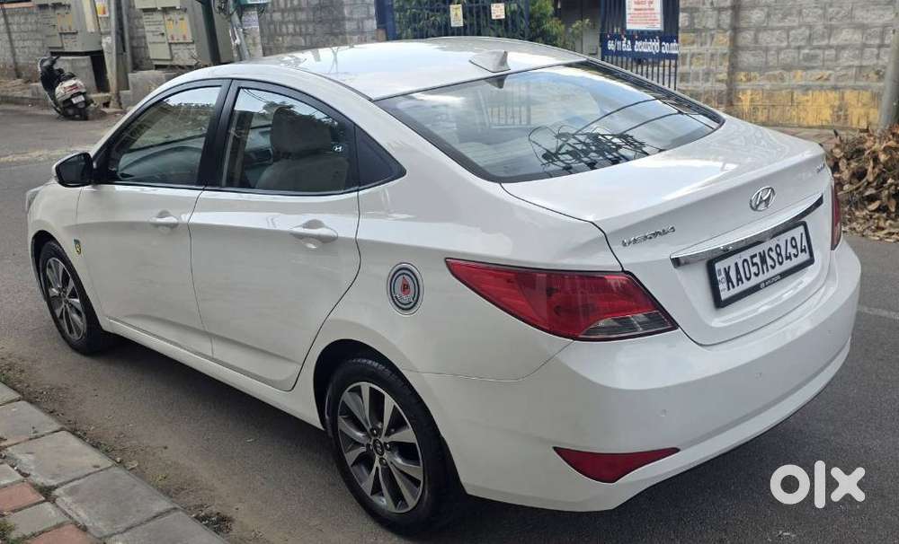 Hyundai Verna 1.6 Vtvt Sx, 2016, Petrol