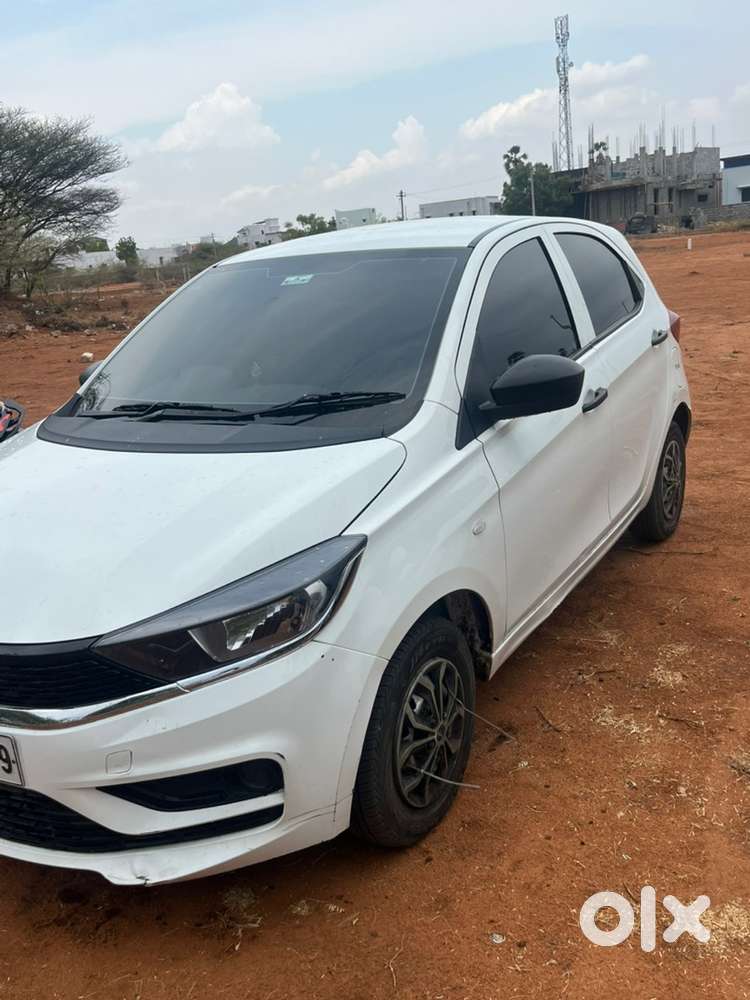 Tata Tiago Petrol 2025