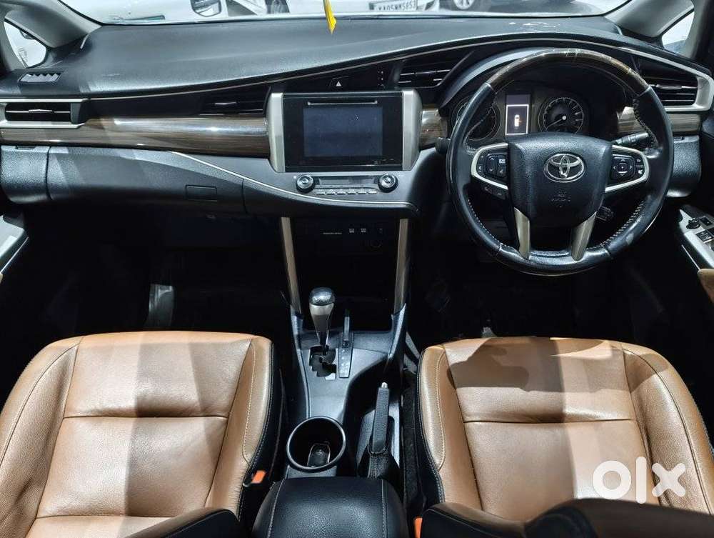 Toyota Innova Crysta 2.8z Automatic, 2017, Diesel