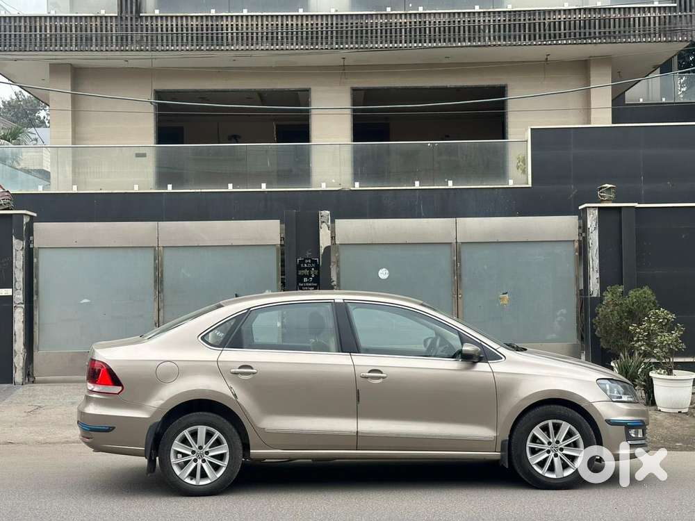 Volkswagen Vento 1.6 Highline, 2015, Petrol