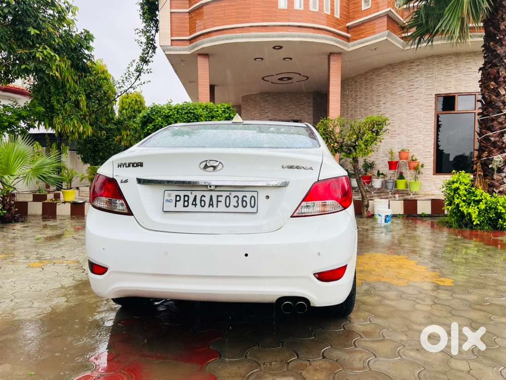 Hyundai Fluidic Verna 2012
