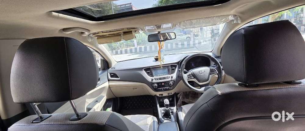 Hyundai Verna 1.6 Sx (o) Vtvt, 2018, Petrol