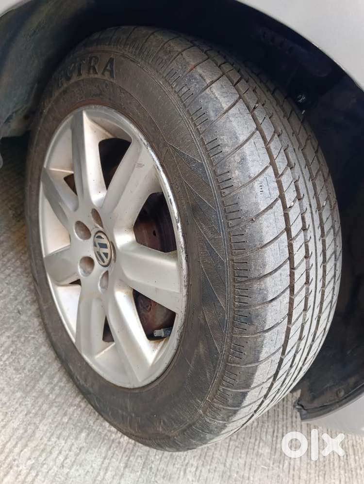 Volkswagen Vento Petrol Highline, 2011, Petrol