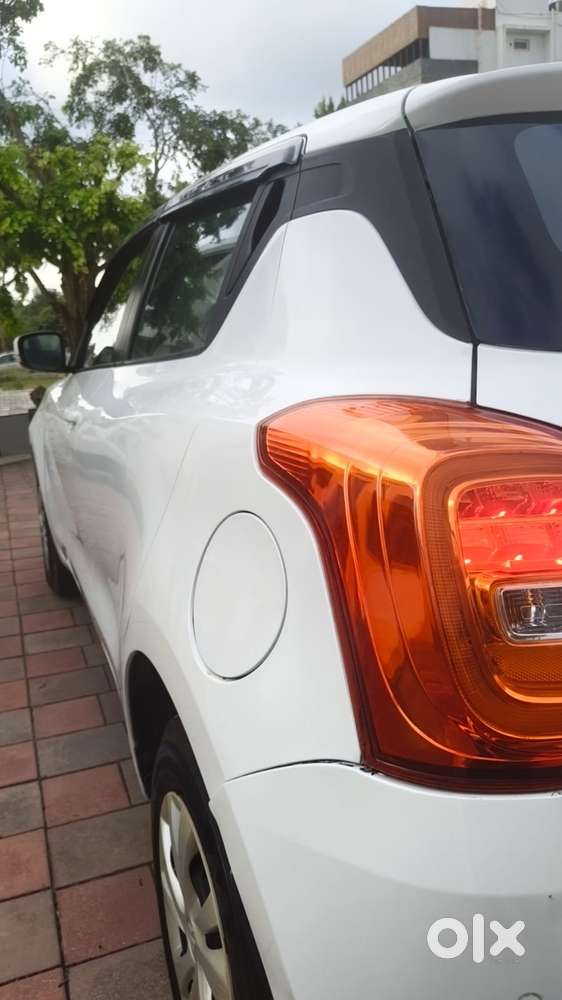 Maruti Suzuki Swift Vxi 1.2 Abs Bs-iv, 2019, Petrol