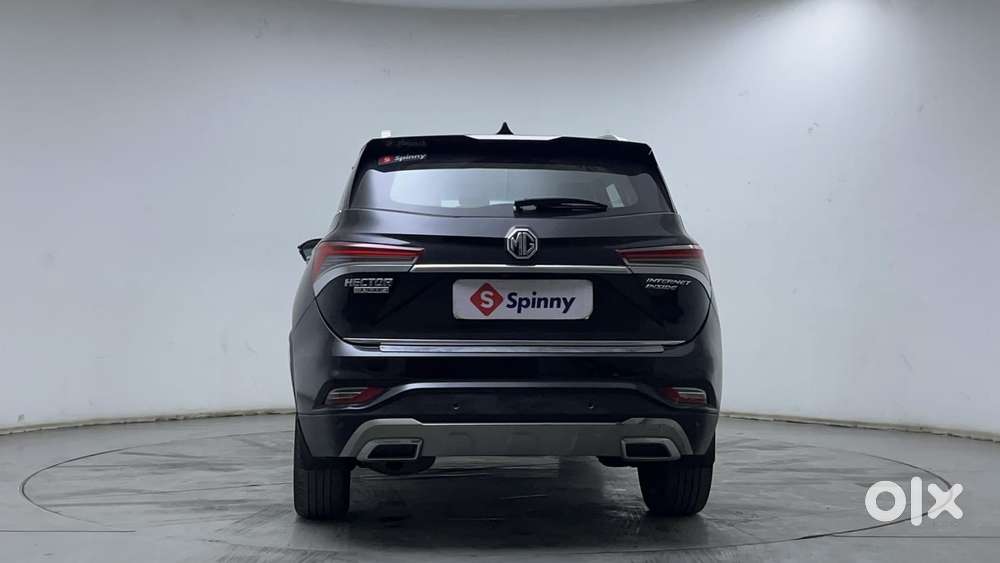 Mg Hector Plus 1.5 Sharp Turbo Cvt 6 Str, 2022, Petrol