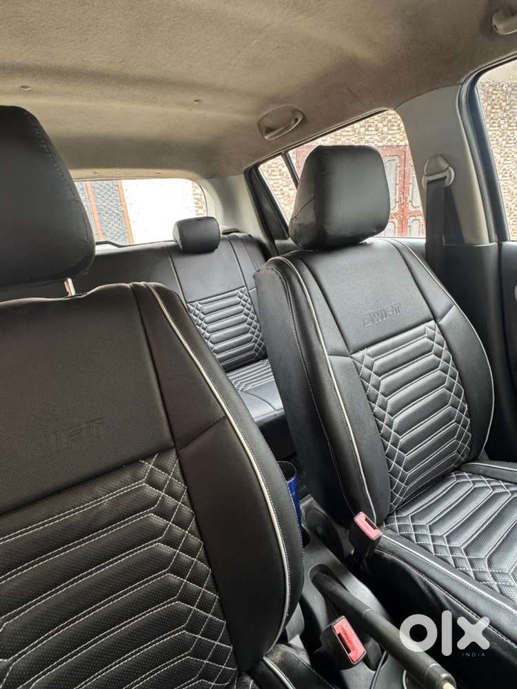Maruti Suzuki Swift Petrol 2011