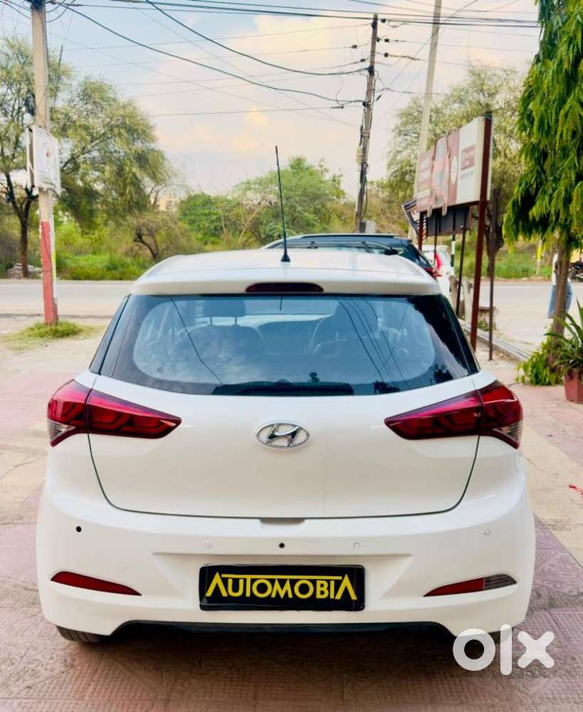 Hyundai I20 2015-2017 Magna At 1.4, 2017, Petrol
