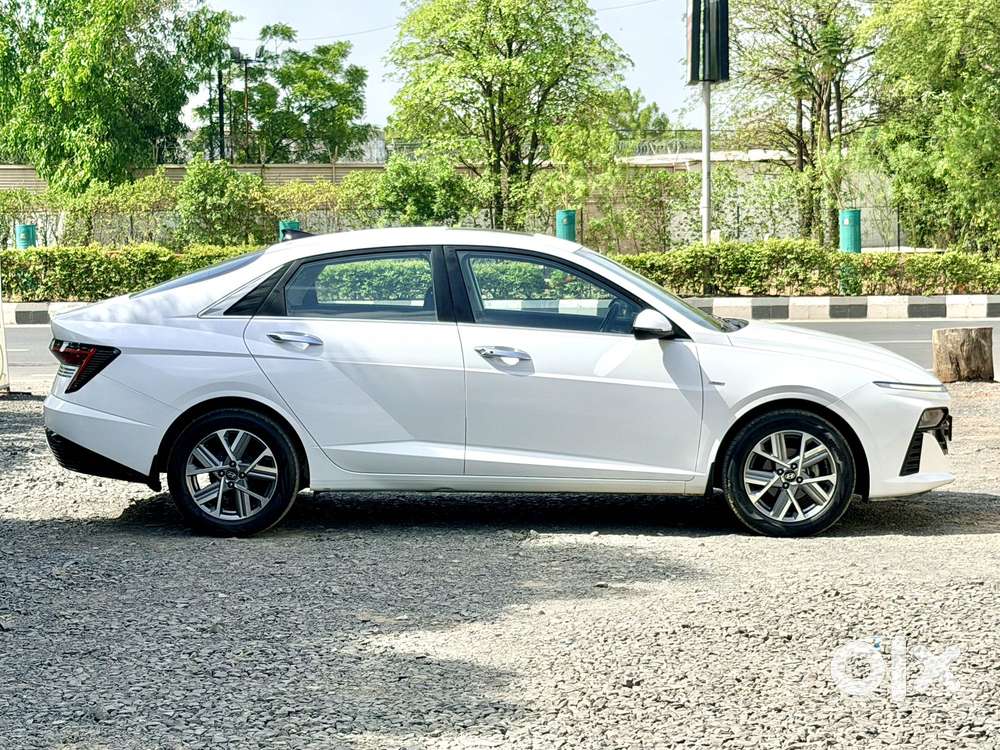 Hyundai Verna 1.5 Sx Ivt, 2024, Petrol