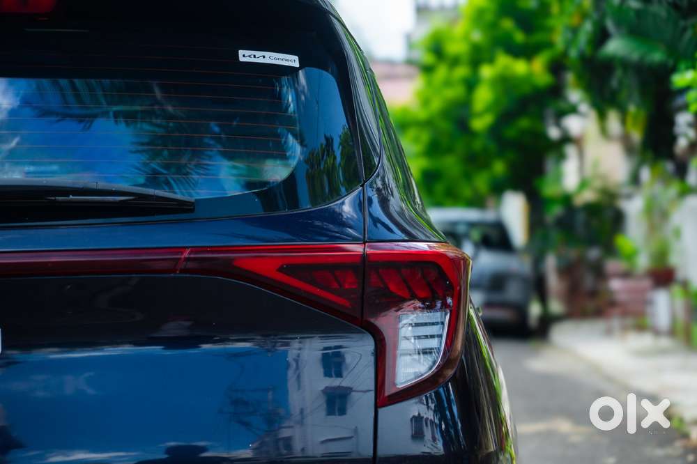 Kia Carens Luxury (o)1.5 Diesel At 7 Str, 2022, Diesel