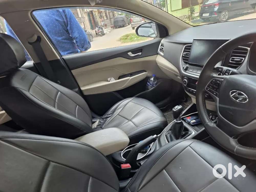 Hyundai Verna Sx 2021 Average 25