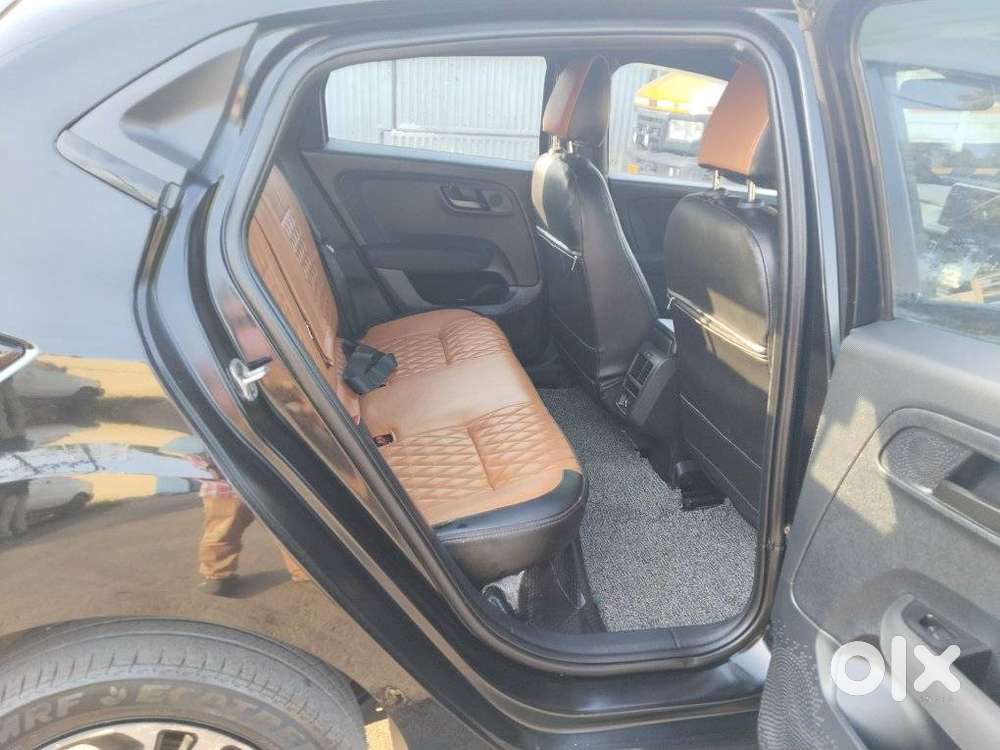 Tata Altroz 1.2 Xz Plus Dark Edition, 2022, Petrol