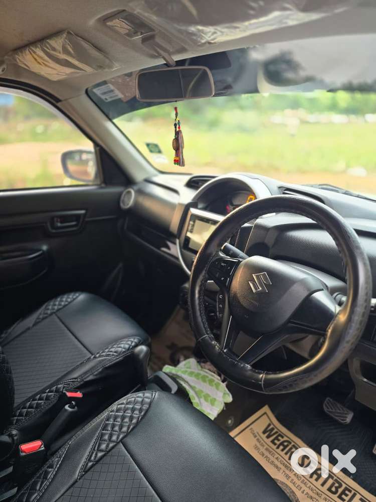 Maruti Suzuki S-presso Vxi At, 2022, Petrol