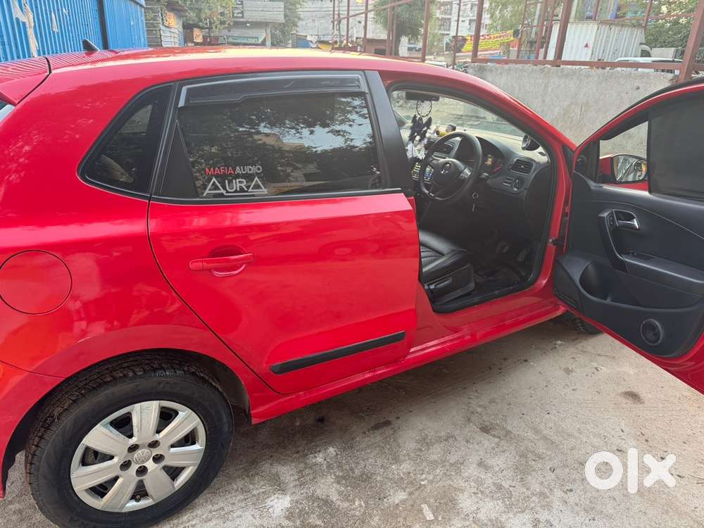 Volkswagen Polo 2016 Car