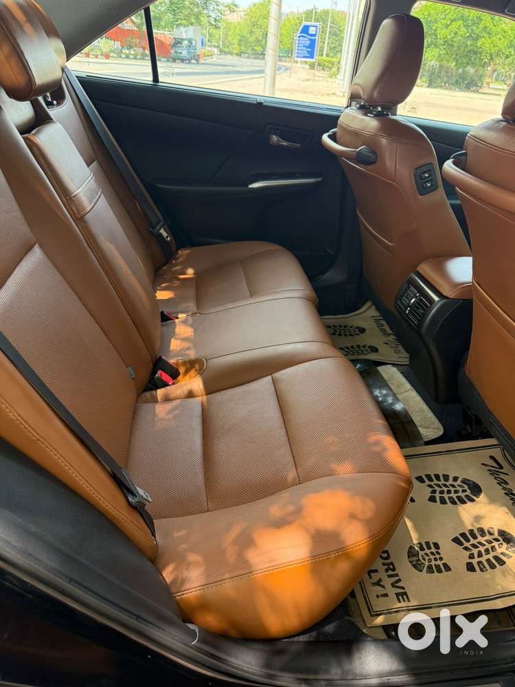 Toyota Camry 2.5 Hybrid, 2018, Petrol