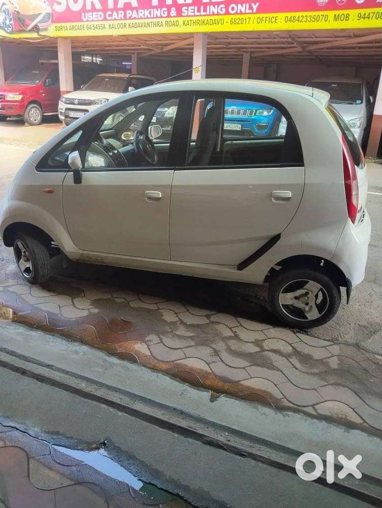Tata Nano Xe, 2016
