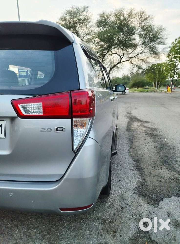 Toyota Innova Crysta 2.8 Gx At, 2017, Diesel