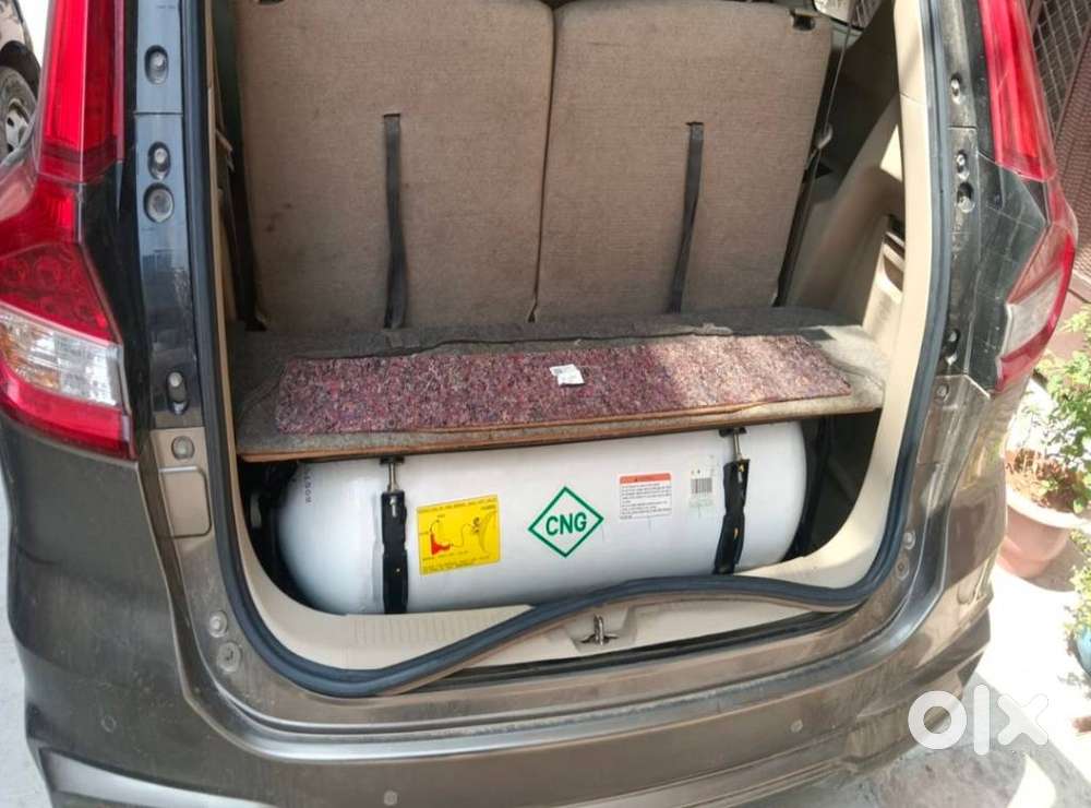 Maruti Suzuki Ertiga 2022-2023 Vxi Cng, 2022, Cng & Hybrids