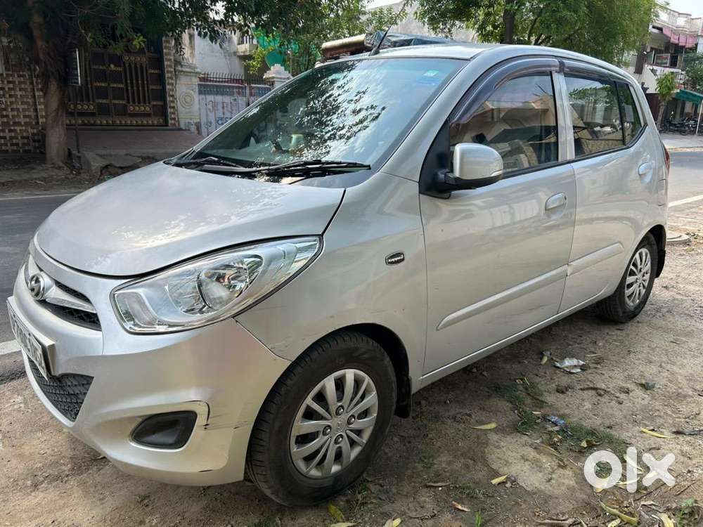Hyundai Petrol Manual Car 2014