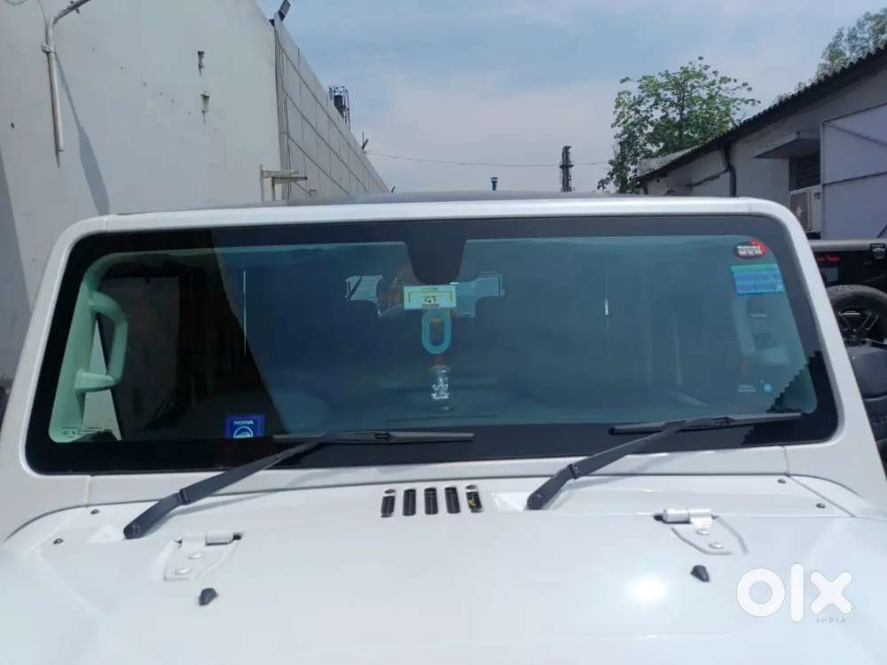 Thar Roxx Mx3 At With Mahindra Alloys