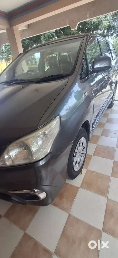 Toyota Innova 7 Str 2013 End 2014reg