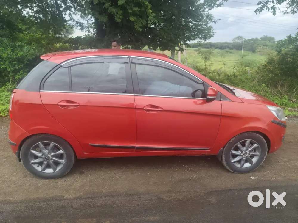 2020 Tata Bolt 1.2 Xt Revotron
