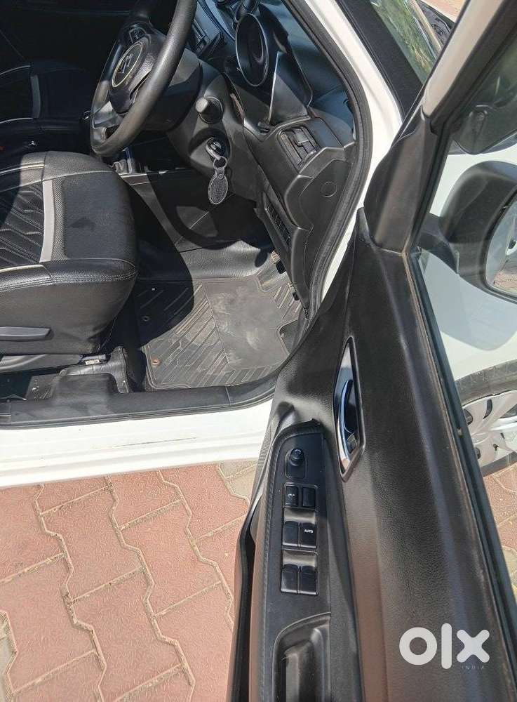Maruti Suzuki Swift Vxi + Manual, 2018, Petrol