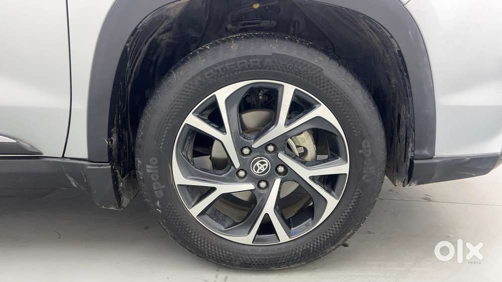 Toyota Urban Cruiser Hyryder 1.5 V Neo Drive At, 2024, Petrol