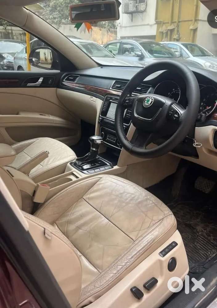 Skoda Superb 2.0 Sportline 2011 Scorpio Safari Storme Sex Change Kar S