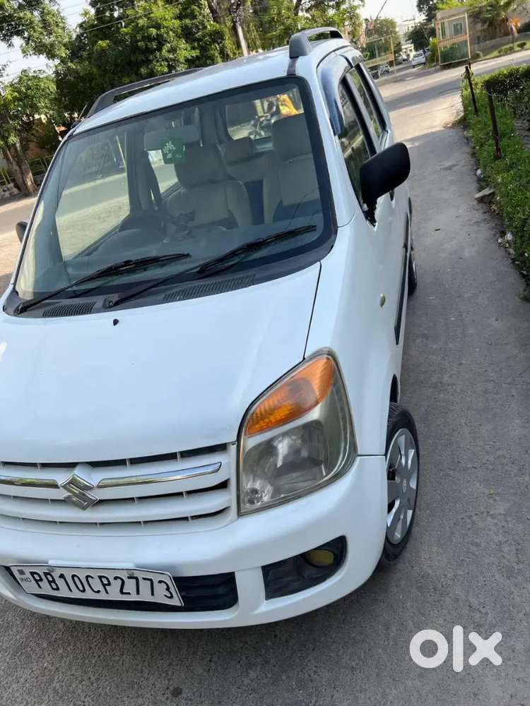 Car In Home Engine Gare Paint Okkk 29 Tak Passs