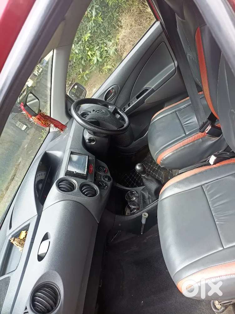 Toyota Etios Liva 2012