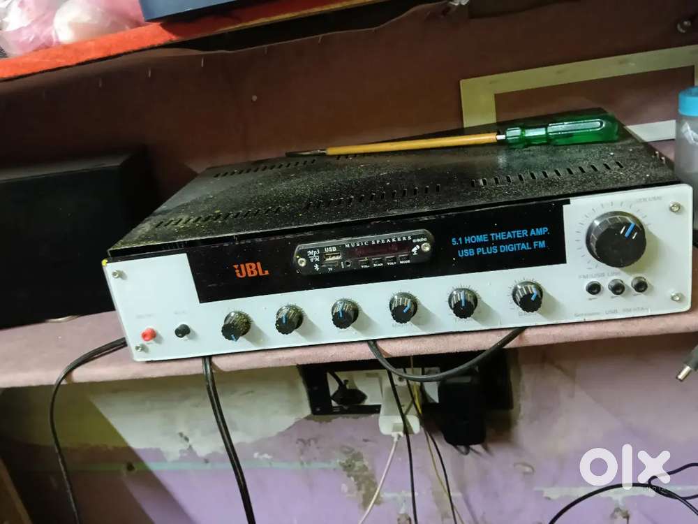 5.1 amplifier  and speaker ...