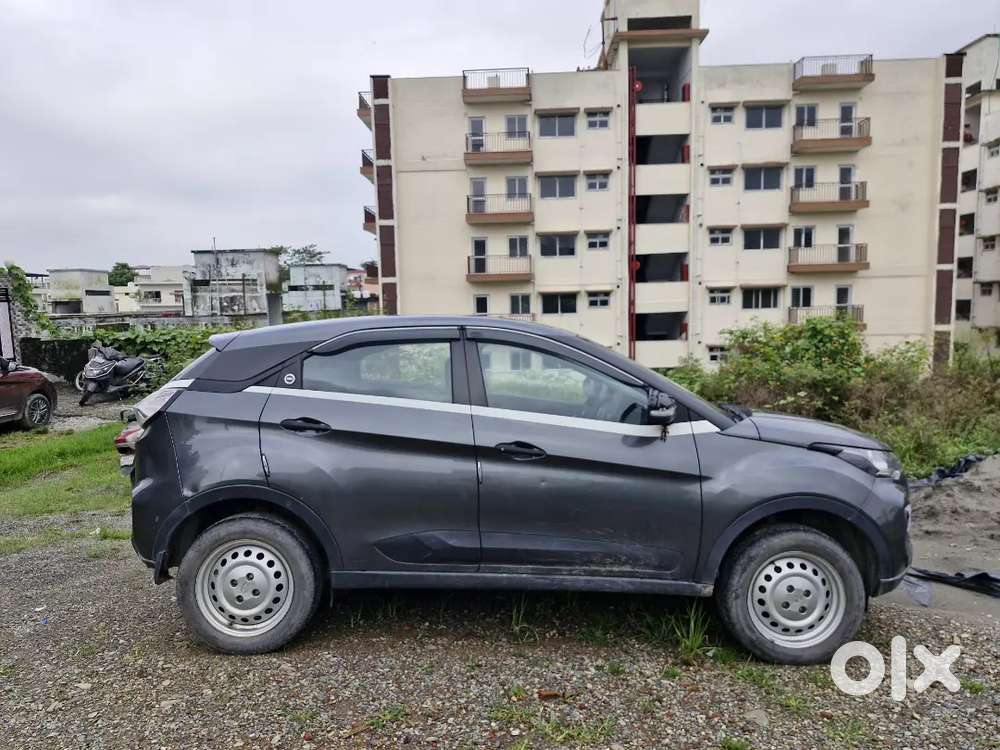 Tata Nexon 1.2 Petrol 2023