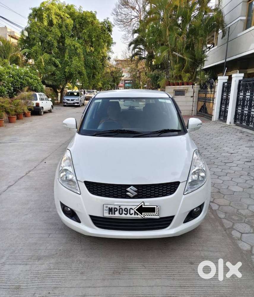Maruti Suzuki Swift Vxi Optional, 2013, Petrol