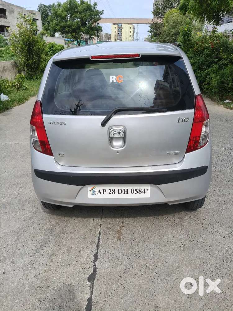 Hyundai I10 Sportz 2011