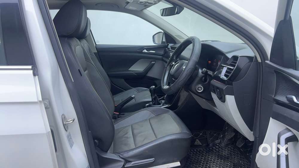 Skoda Kushaq Style 1.0l Tsi Mt, 2022, Petrol
