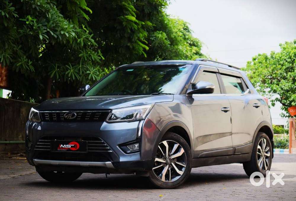 Mahindra Xuv300 W8 Option Dual Tone, 2021, Petrol