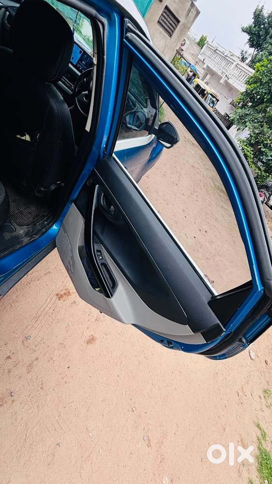 Tata Nexon Petrol 2018